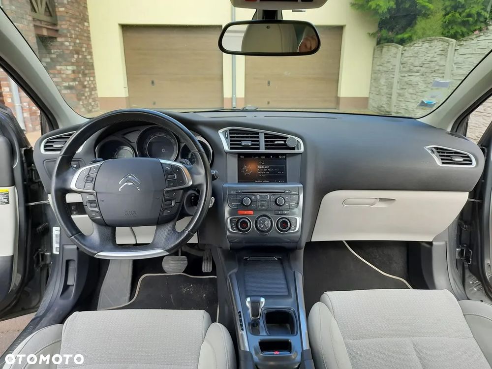 Citroën C4 1.6 e-HDi Exclusive MCP - 17
