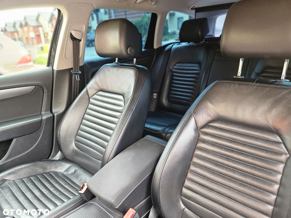 Volkswagen Passat 2.0 TDI Comfortline - 16