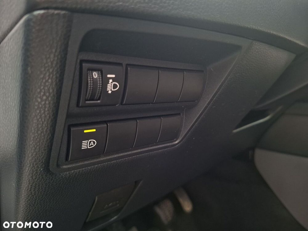 Toyota Yaris - 23