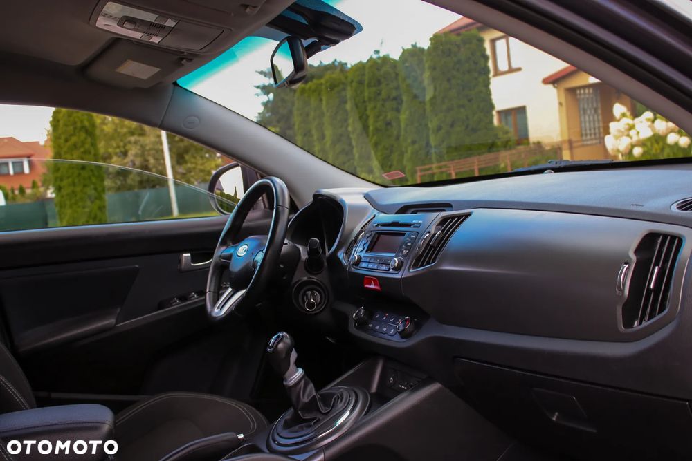 Kia Sportage 2.0 CRDI 4WD Spirit - 28