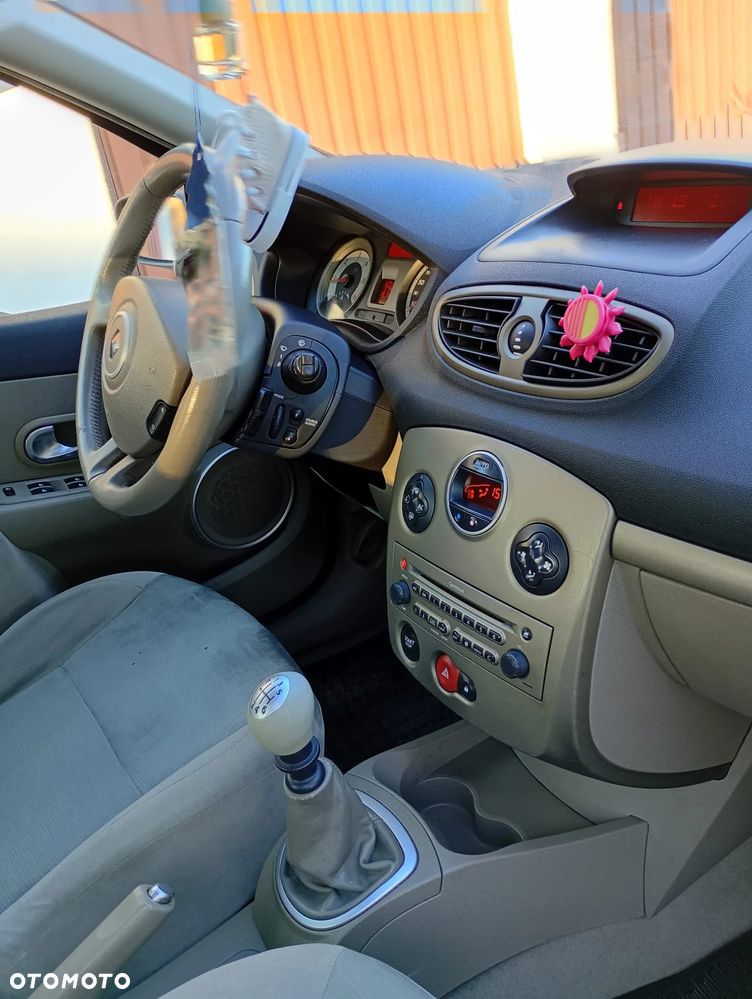 Renault Clio 1.5 dCi Extreme - 10