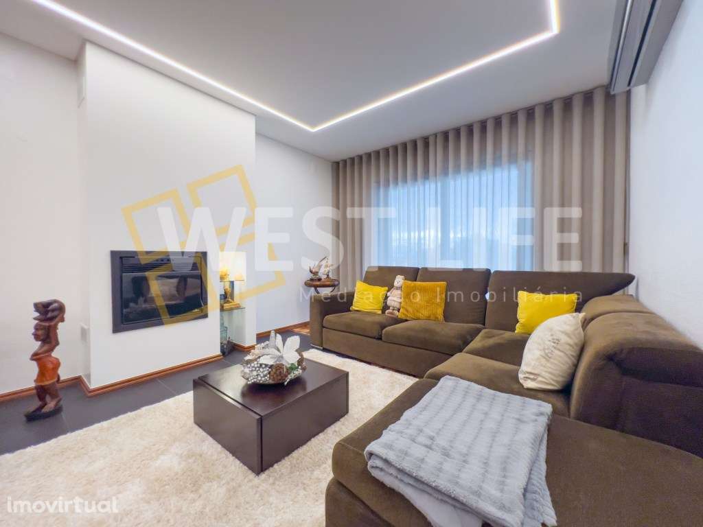 Moradia Independente T4 + T3 com jardim - A 2 minutos do Centro His... - Grande imagem: 5/46