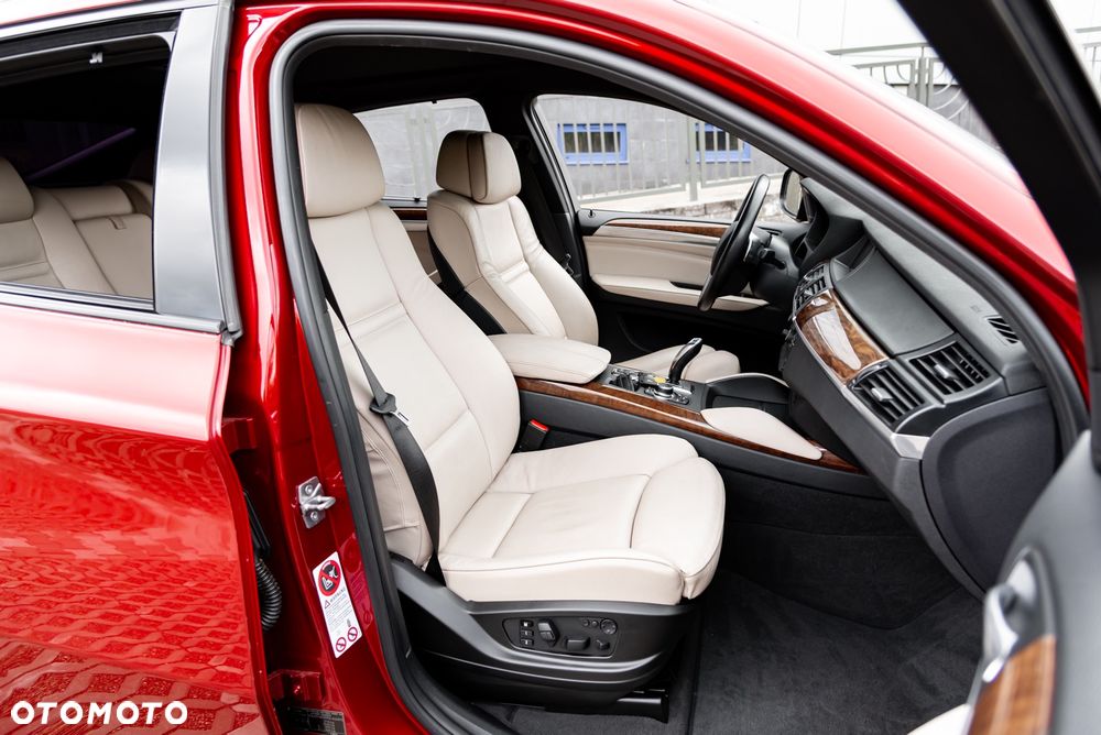 BMW X6 xDrive40d - 25