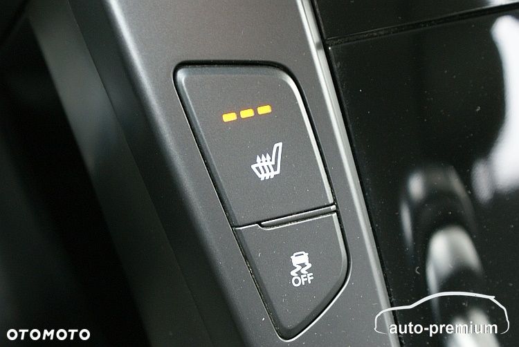 Hyundai i40 1.6 GDI Comfort + - 18