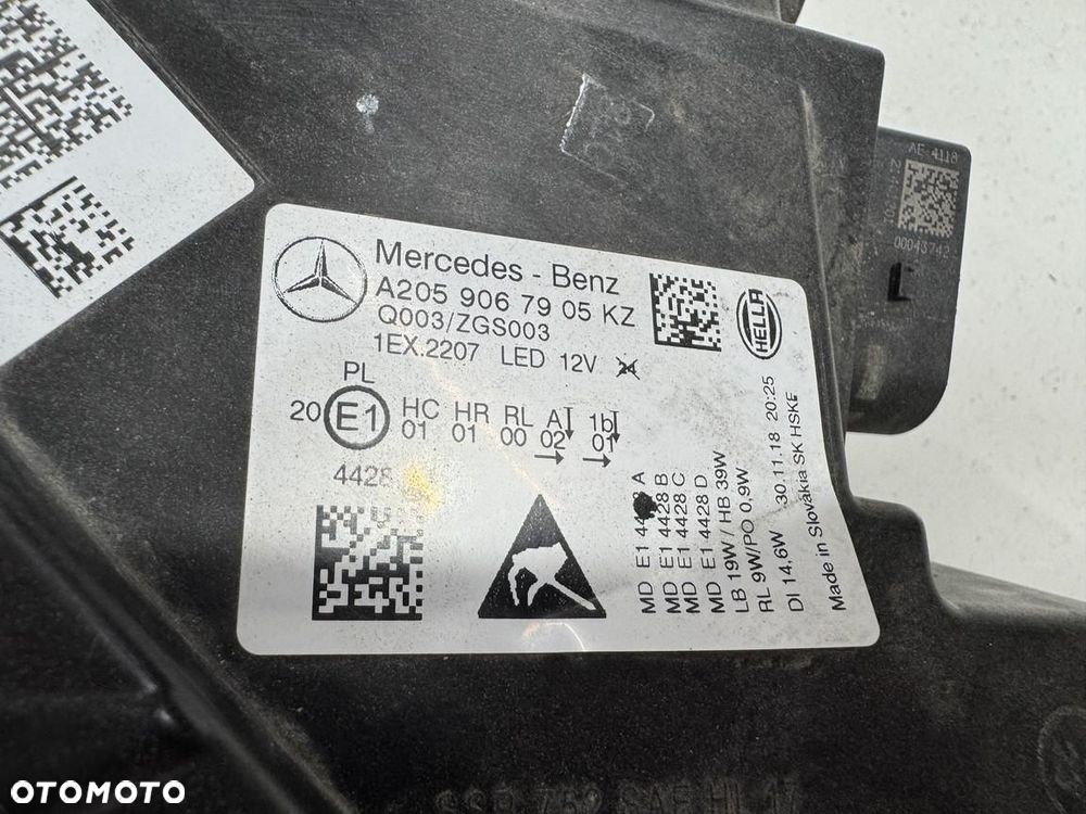Zderzak przód maska lampa pas  Mercedes c klasa 205 lift amg  A2059067905 - 20