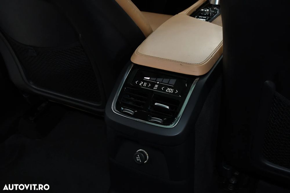 Volvo XC 90 T8 Twin Engine AWD Inscription - 21