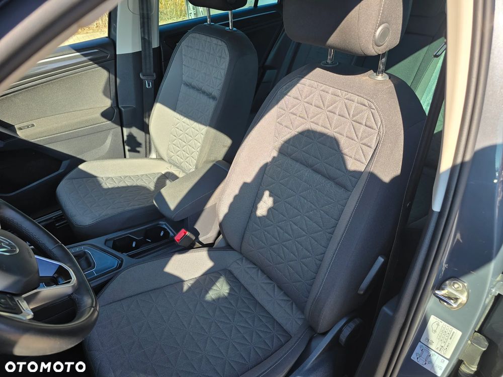 Volkswagen Tiguan - 13