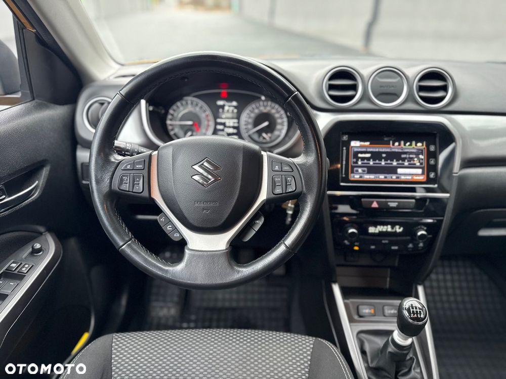 Suzuki Vitara 1.4 Boosterjet SHVS Premium 2WD - 8