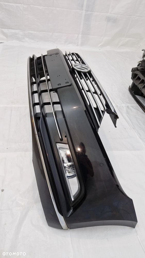 VW Passat B8 Przód Kompletny LC9X w kolor  full led Europa - 12