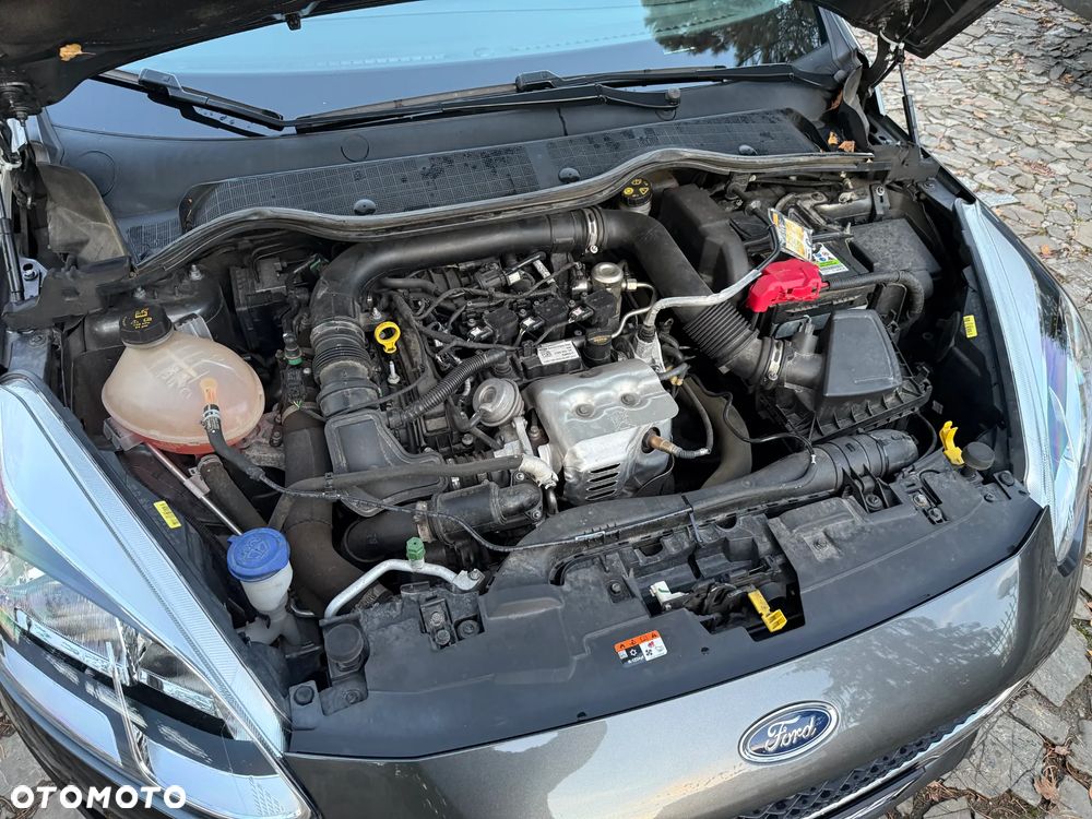 Ford Fiesta 1.0 EcoBoost Silver X - 32