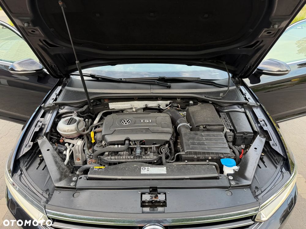 Volkswagen Passat 1.8 TSI (BlueMotion Technology) DSG Comfortline - 20