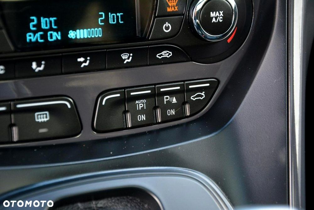 Ford Kuga 2.0 TDCi 4x4 Individual - 28