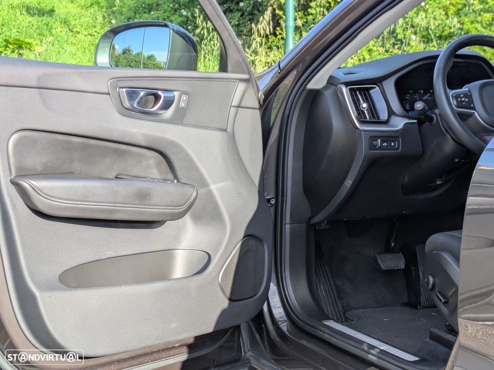 Volvo XC 60 2.0 T6 PHEV Inscription AWD - 13