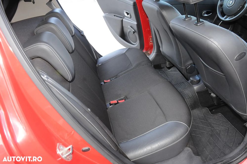 Renault Clio III 1.4 Dynamique - 8
