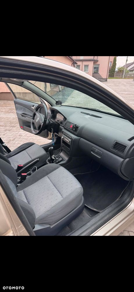 Skoda Octavia 1.9 TDI Tour - 8