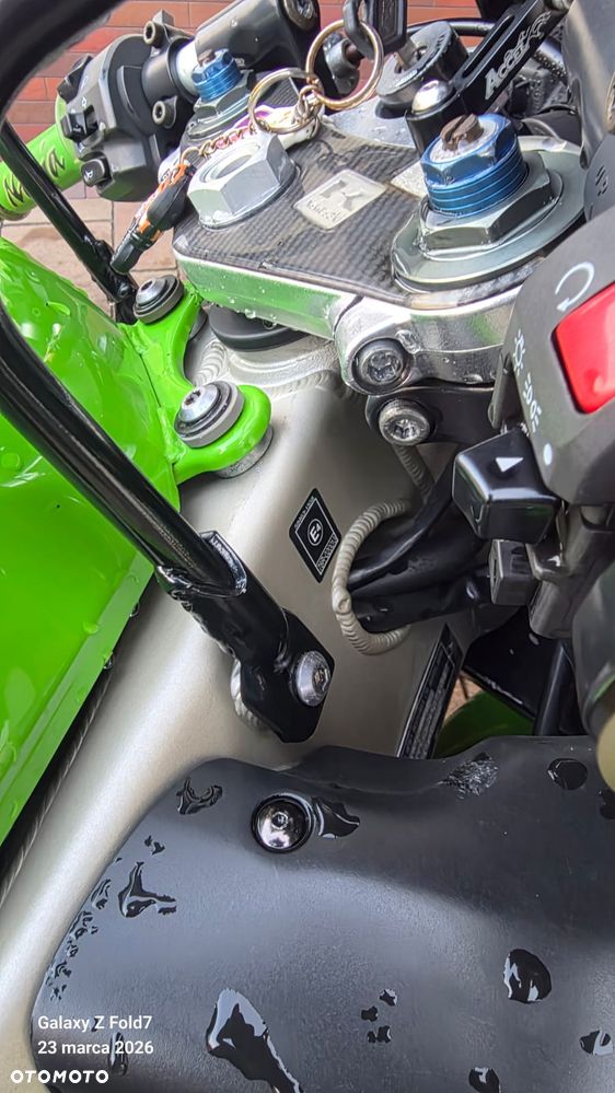 Kawasaki ZXR - 8
