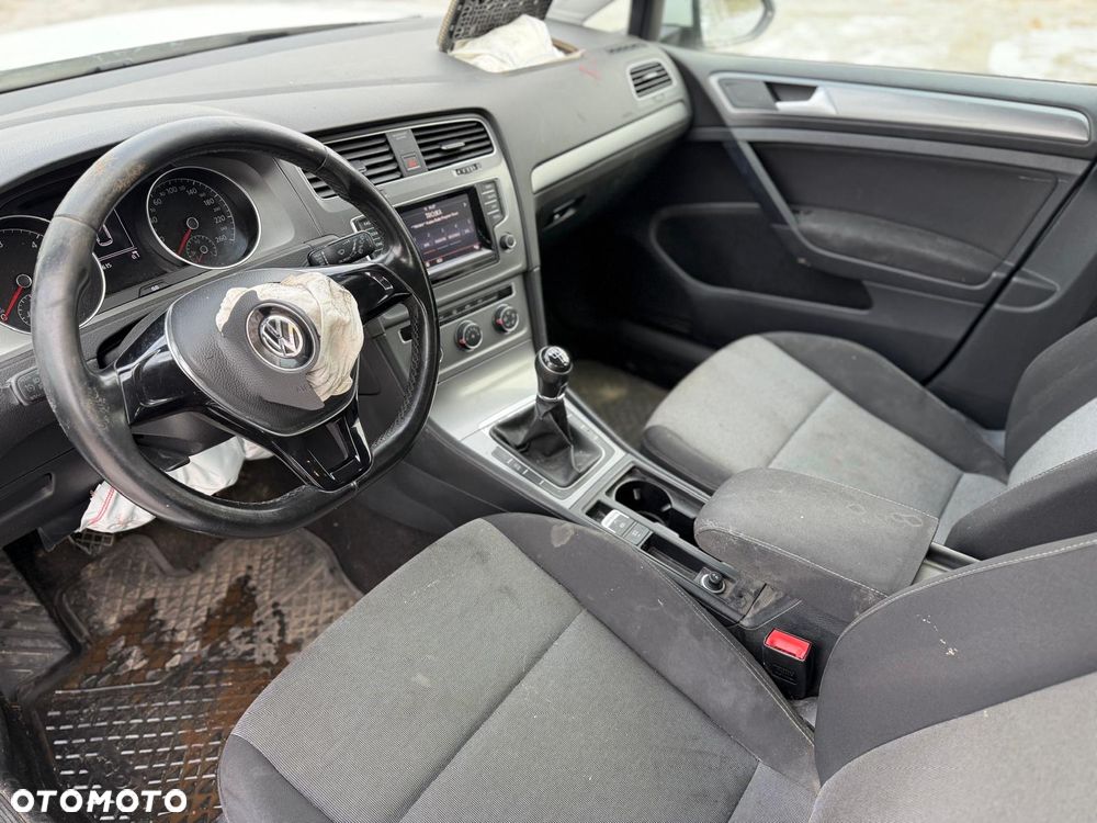 Volkswagen Golf 1.6 TDI BlueMotion Technology Trendline - 14