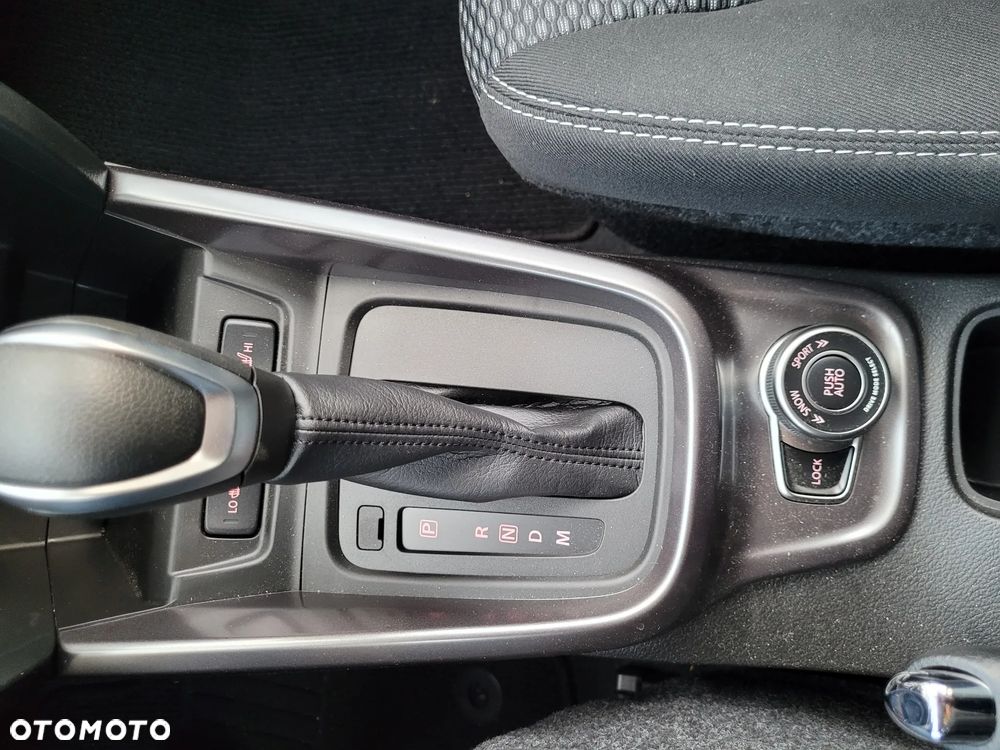 Suzuki Vitara 1.5 Dualjet Hybrid Allgrip AGS Comfort "SHINKAI" - 5