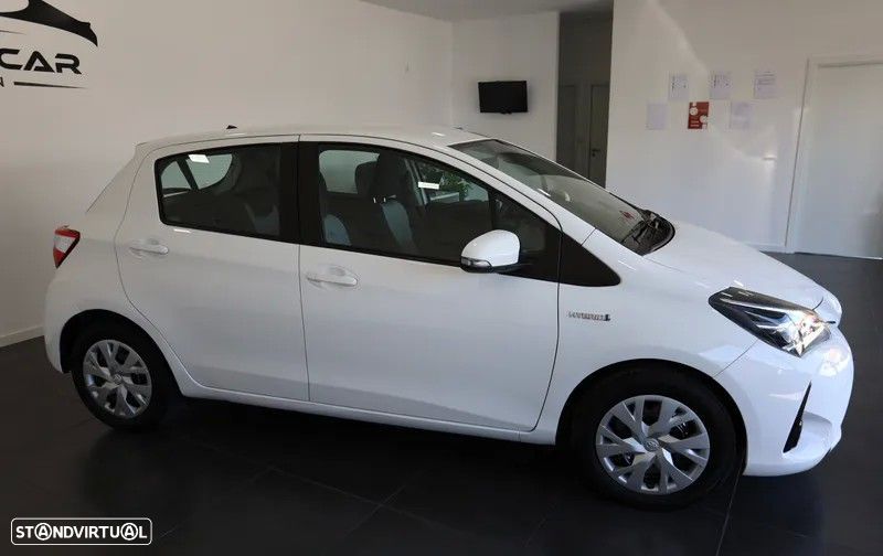 Toyota Yaris 1.5 HSD Comfort+Navi - 6