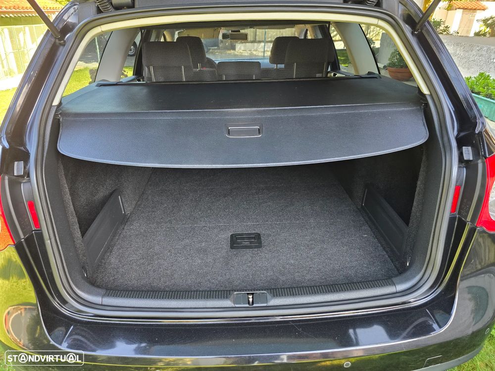 VW Passat Variant 1.9 TDi Confortline - 13