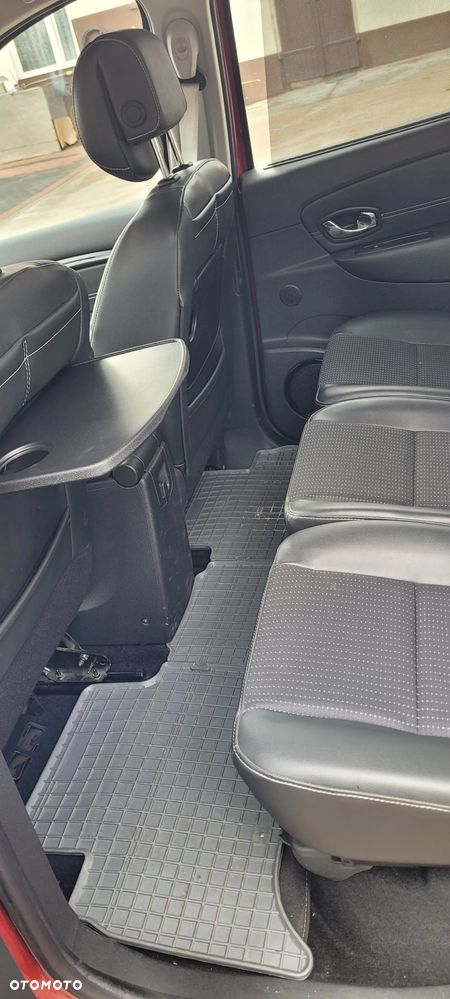 Renault Scenic dCi 110 EDC Bose Edition - 8