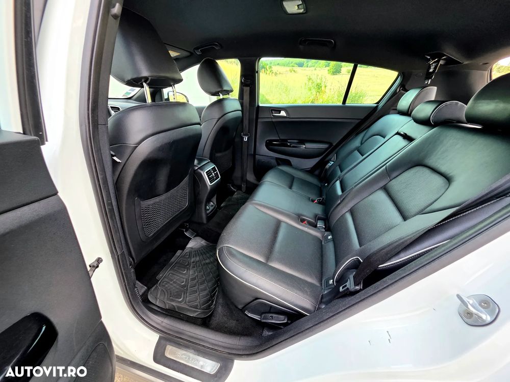 Kia Sportage - 10