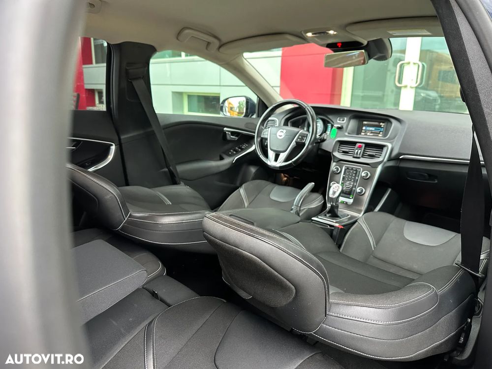 Volvo V40 - 11