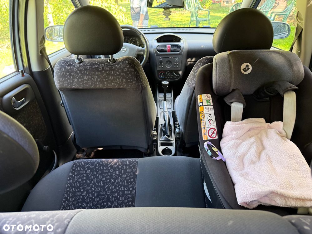 Opel Corsa 1.4 16V Elegance - 7