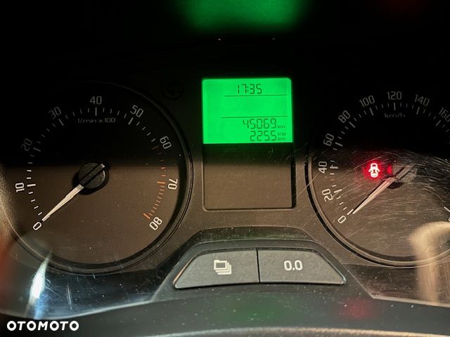 Skoda Fabia 1.4 16V Active Plus - 5