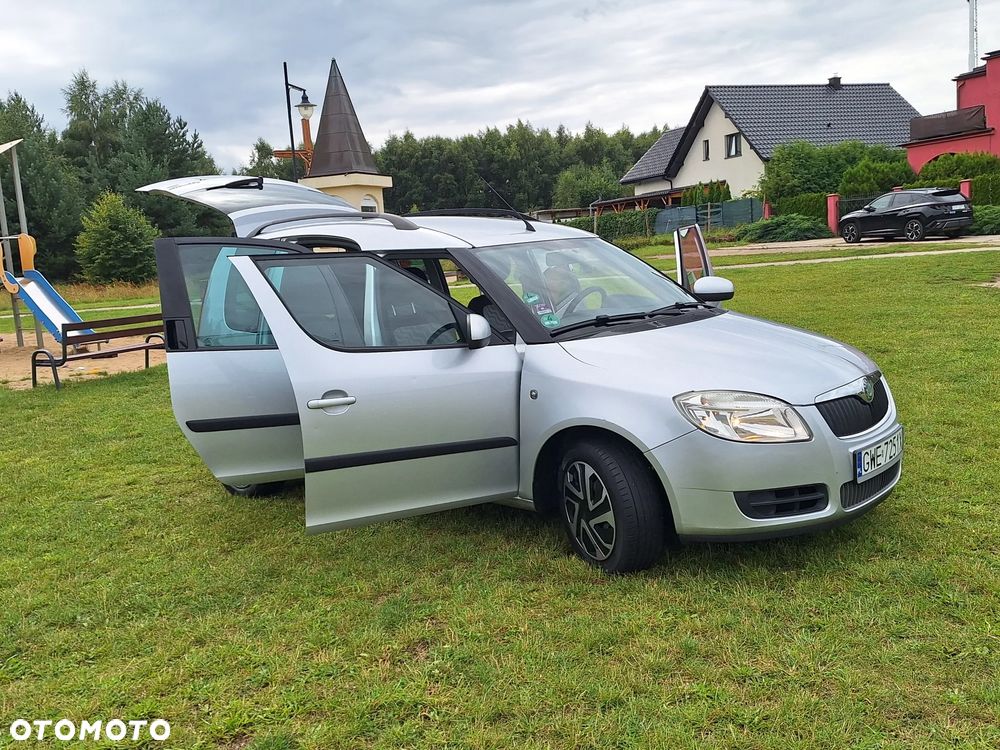 Skoda Roomster 1.4 MPI Comfort PLUS EDITION - 14