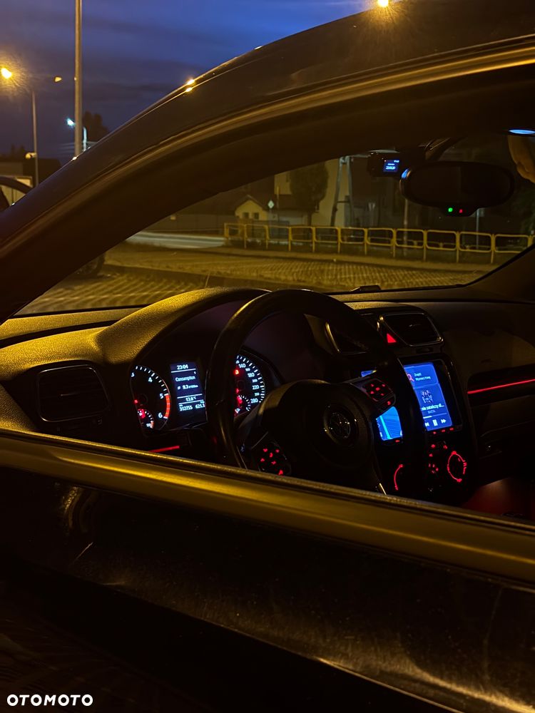 Volkswagen Scirocco 2.0 TDI - 13
