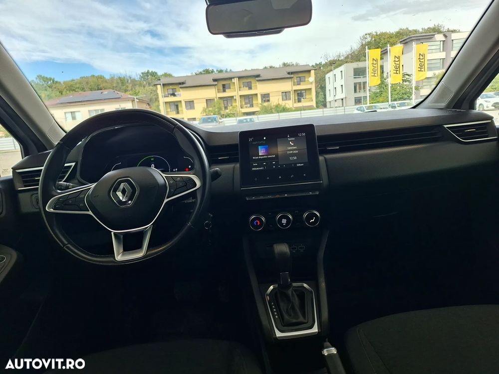 Renault Clio - 10