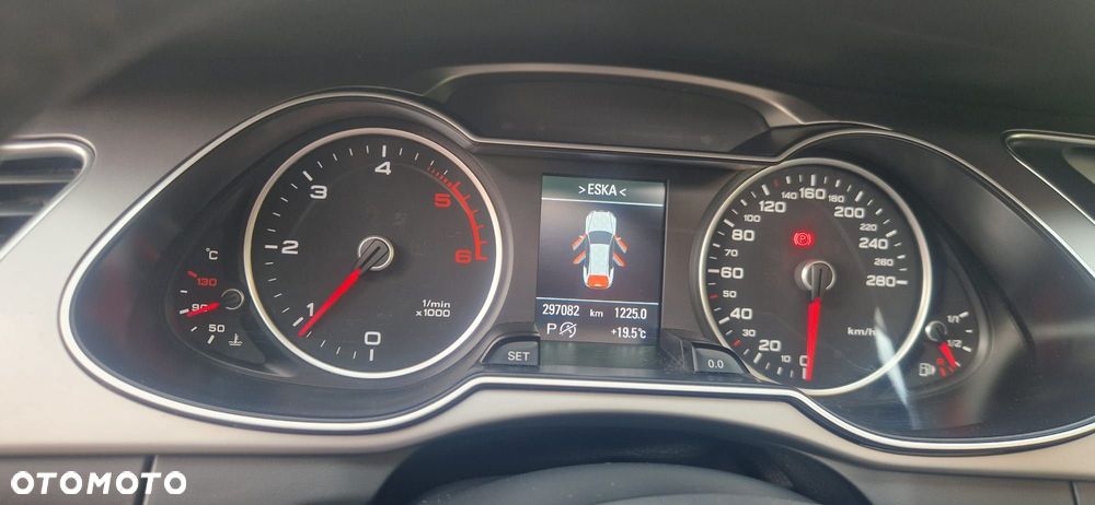 Audi A4 Avant 2.0 TDI Quattro S tronic - 13