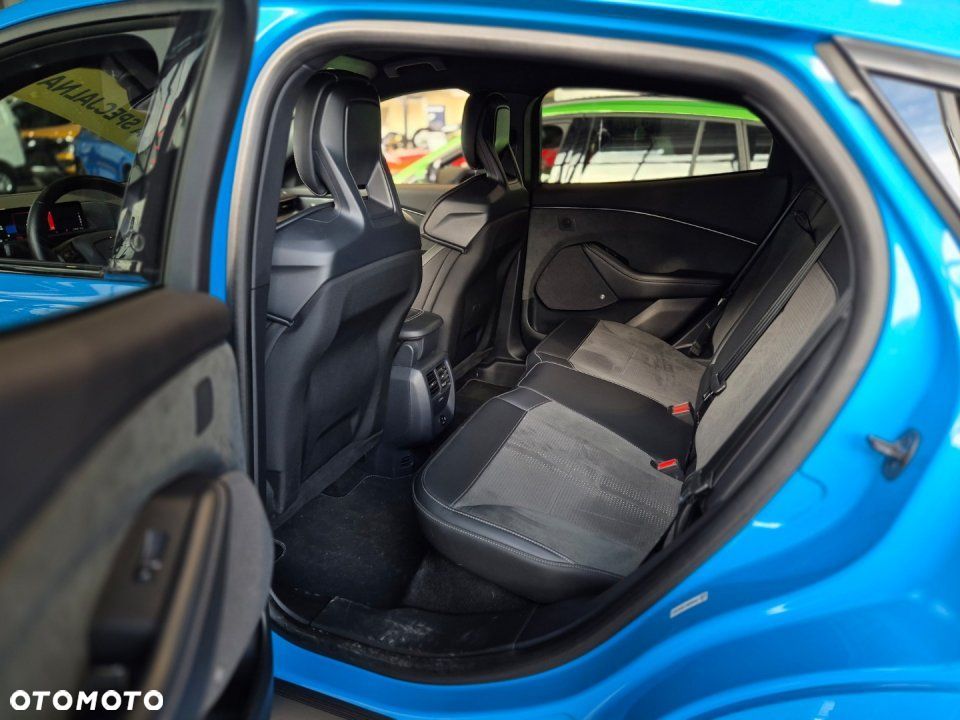 Ford Mustang Mach-E - 19