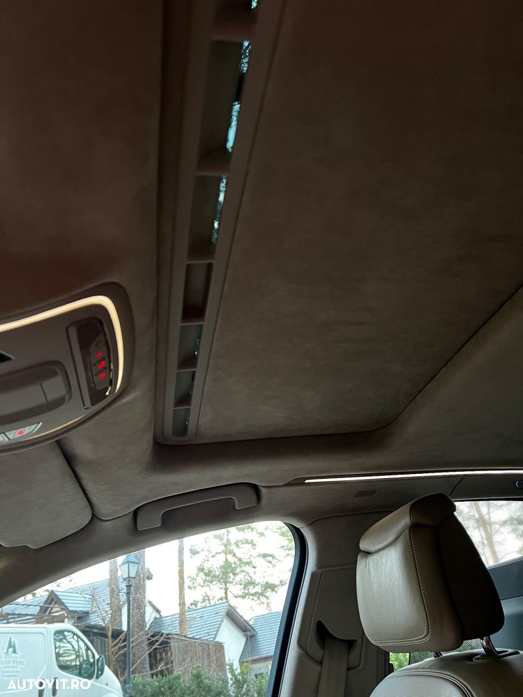 Audi A8 - 12