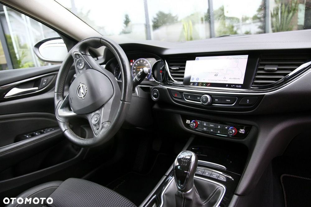 Opel Insignia 1.6 T Exclusive S&S - 12