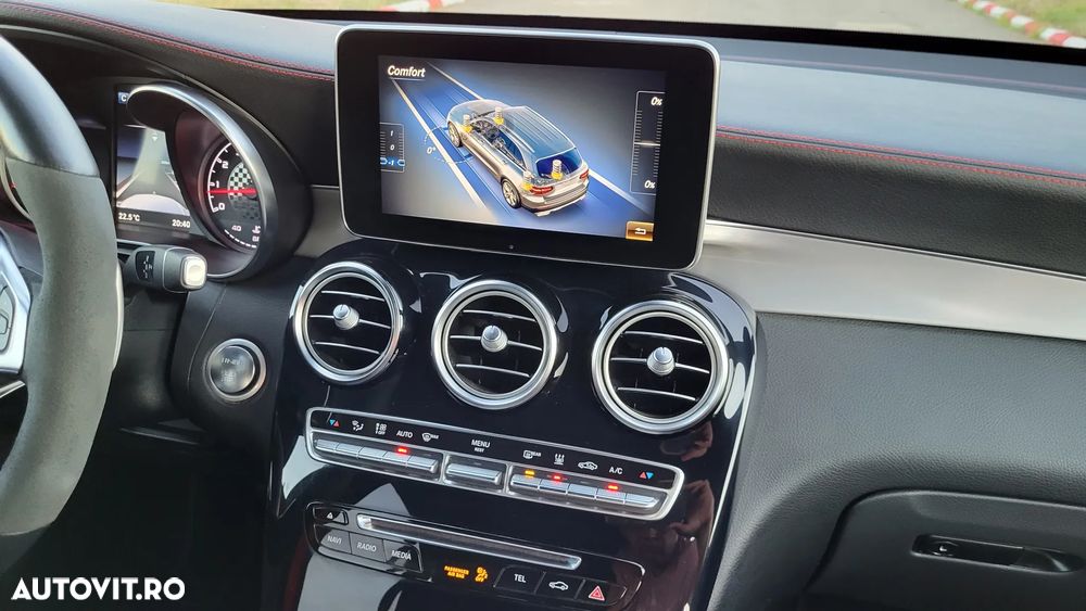Mercedes-Benz GLC AMG 43 4Matic 9G-TRONIC - 34