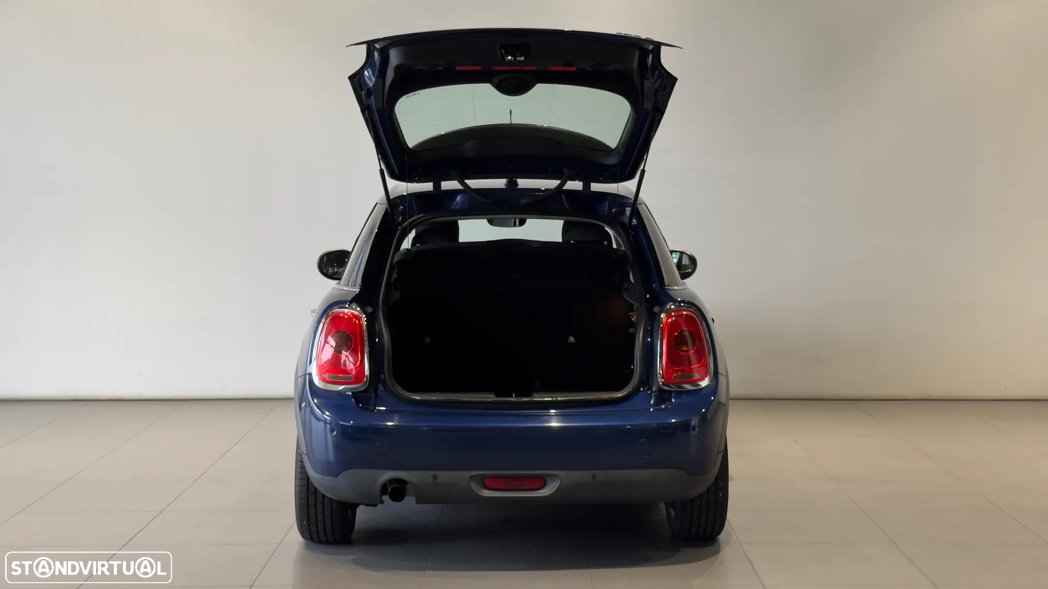 MINI 5 Portas One D - 19