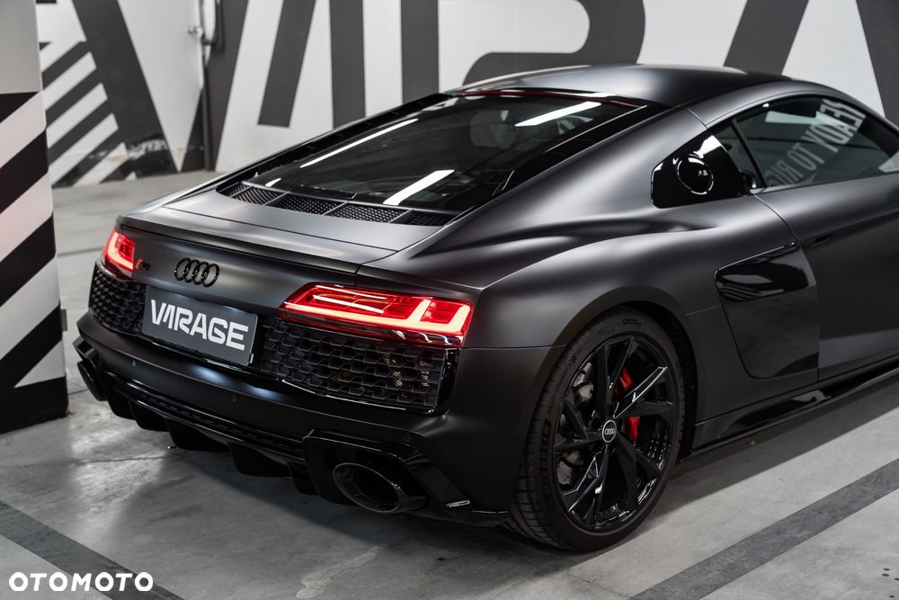 Audi R8 Coupé V10 Quattro - 24