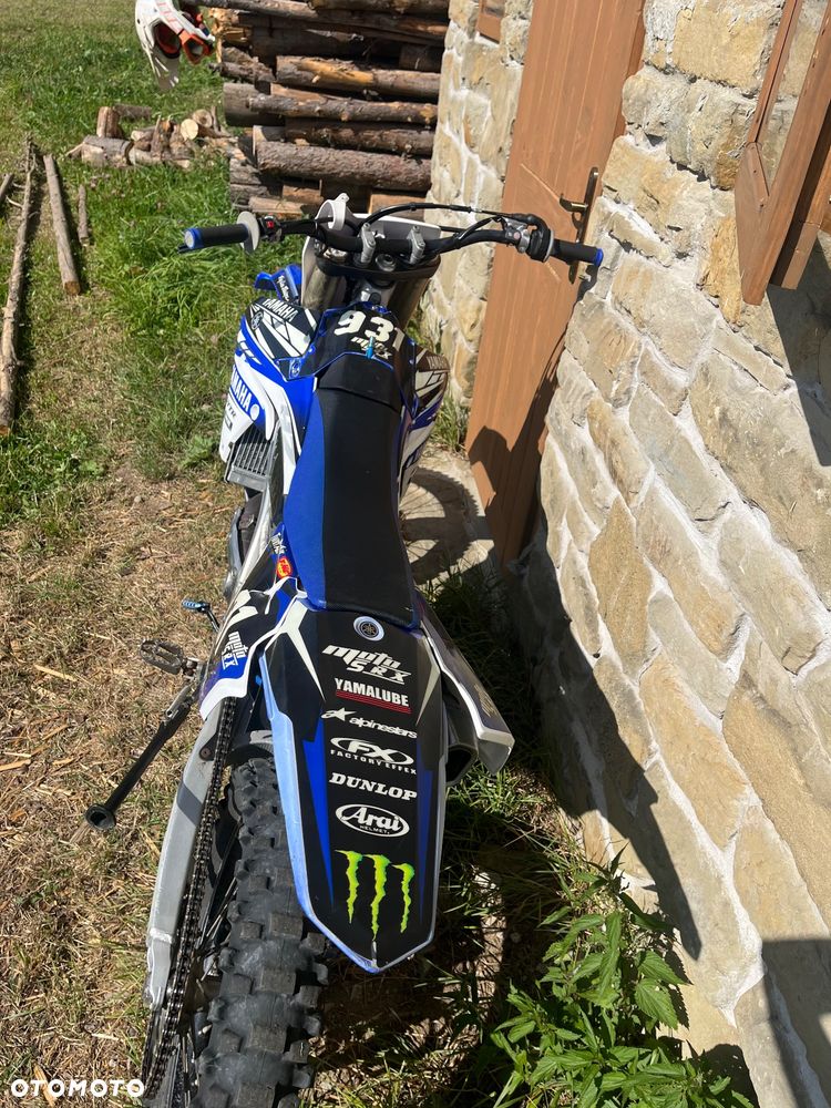 Yamaha YZF - 7
