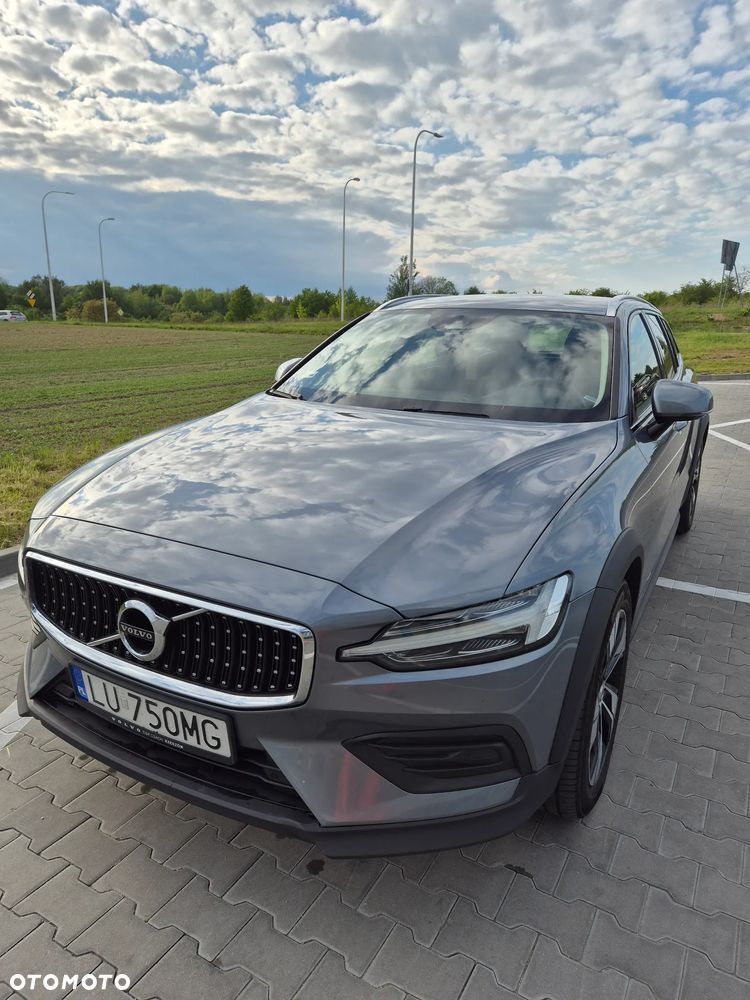 Volvo V60 Cross Country D4 AWD - 3