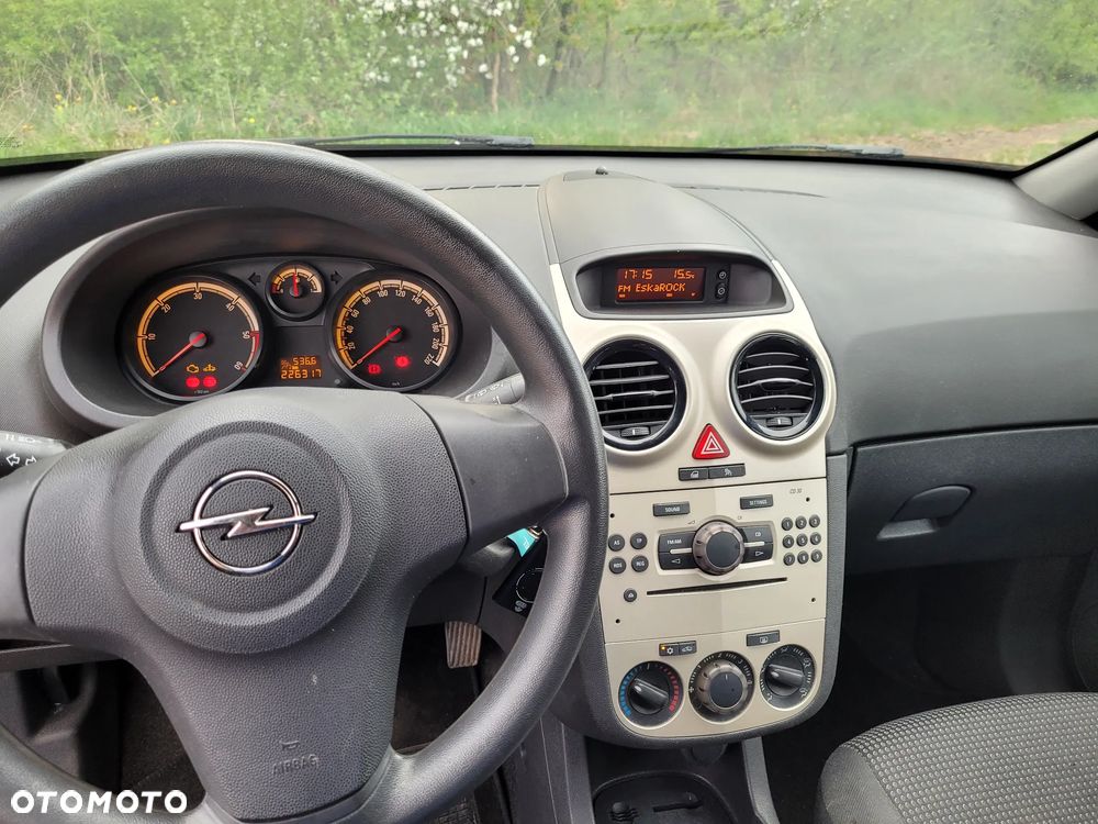 Opel Corsa - 4