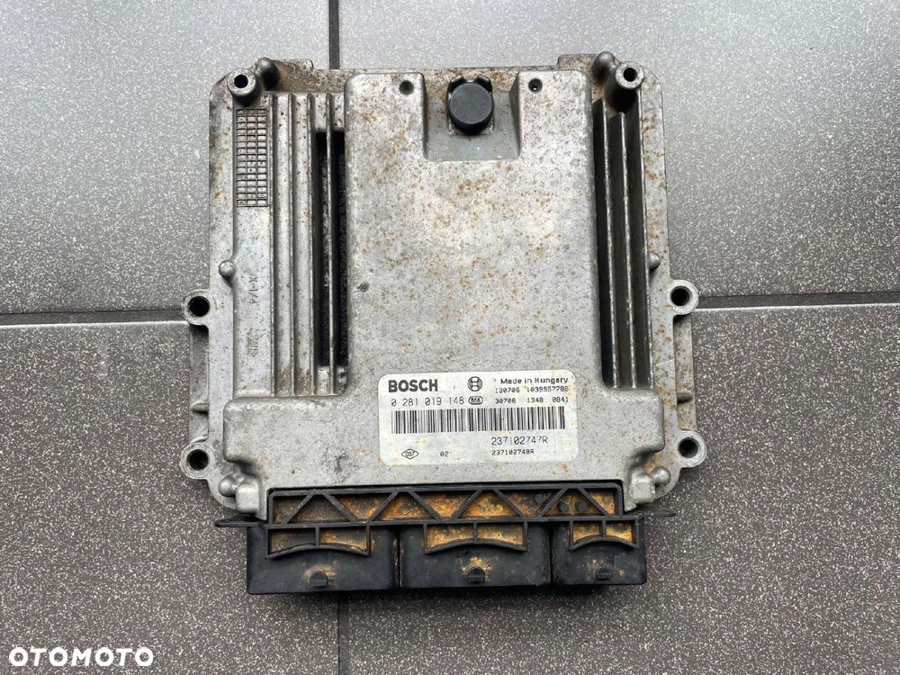 STEROWNIK SILNIKA 1.5 DCI RENAULT 237102747R