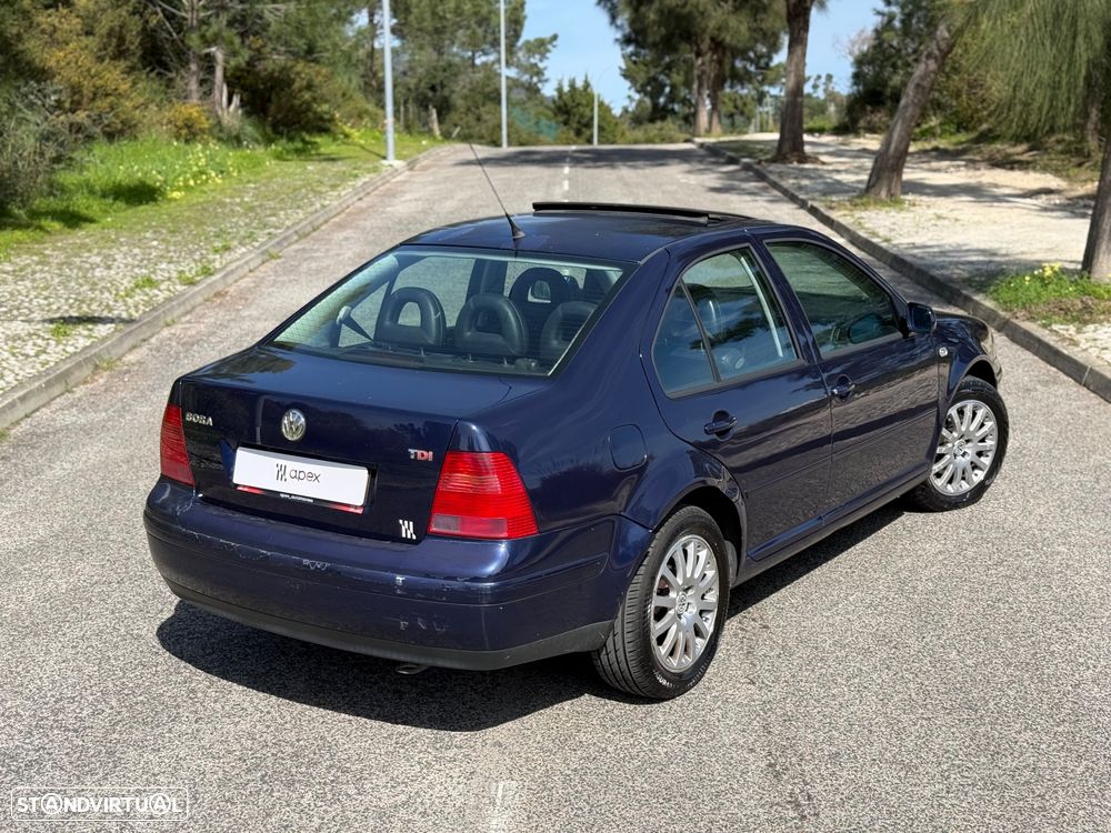 VW Bora 1.9 TDi Highline - 8