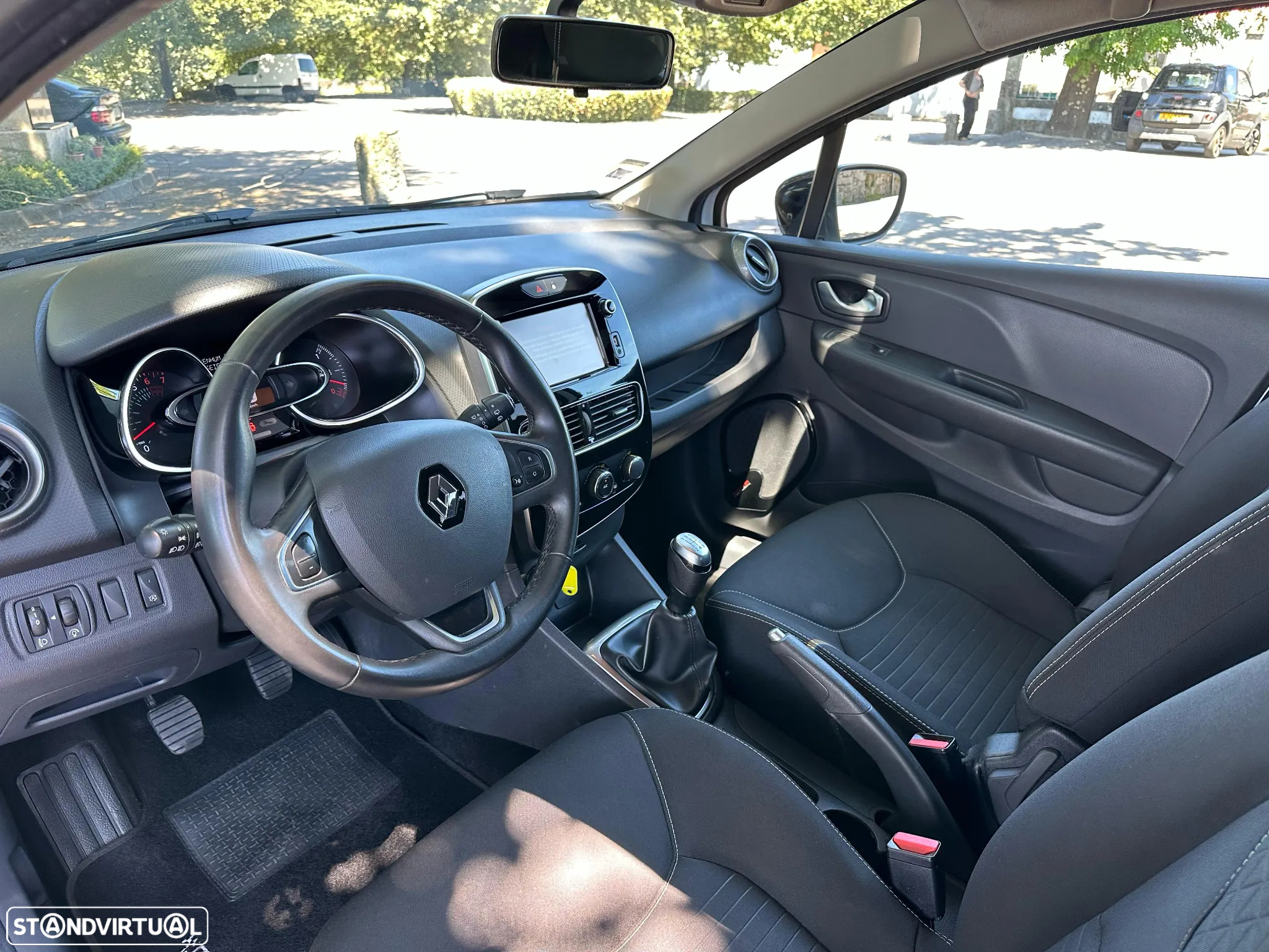 Renault Clio Sport Tourer 0.9 TCe Limited Edition - 8