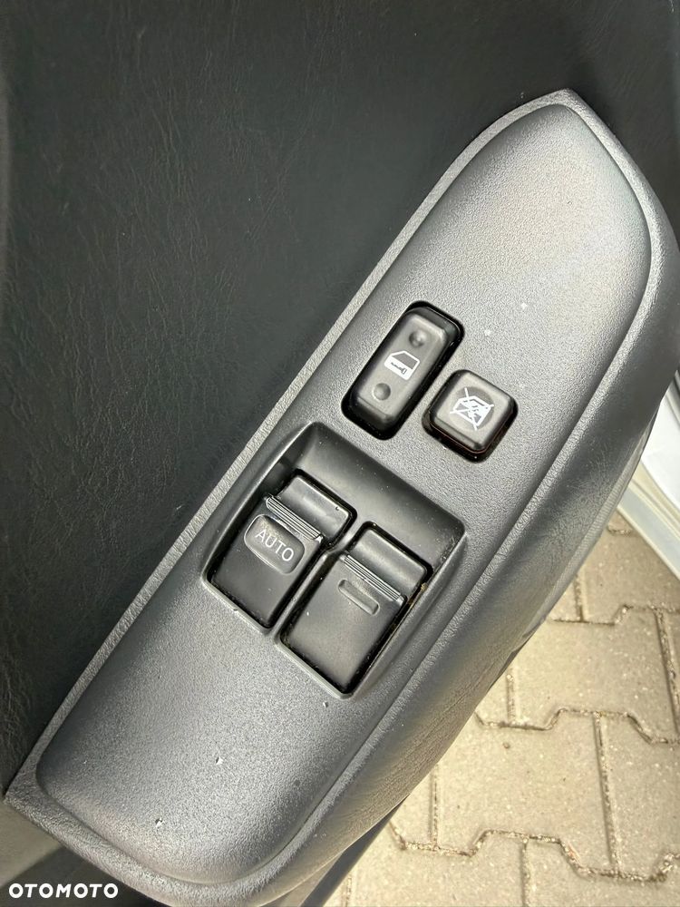 Toyota RAV4 4x4 Edition - 19