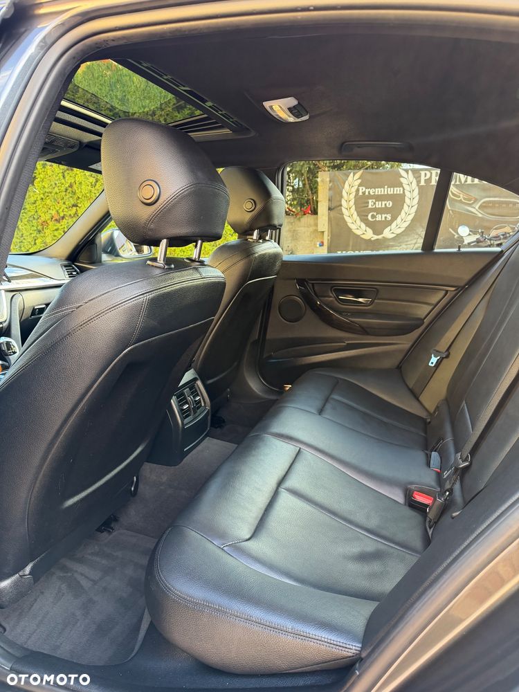 BMW Seria 3 320d Efficient Dynamic Edition Luxury Line - 22