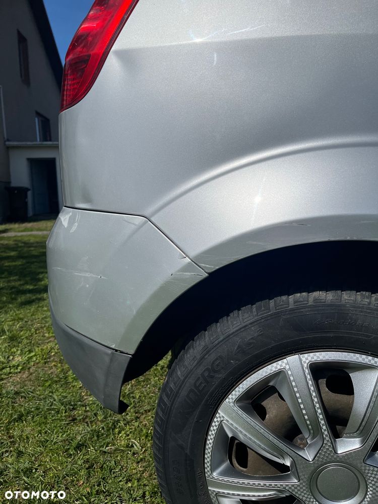 Ford Fiesta 1.3 Silver Magic - 14