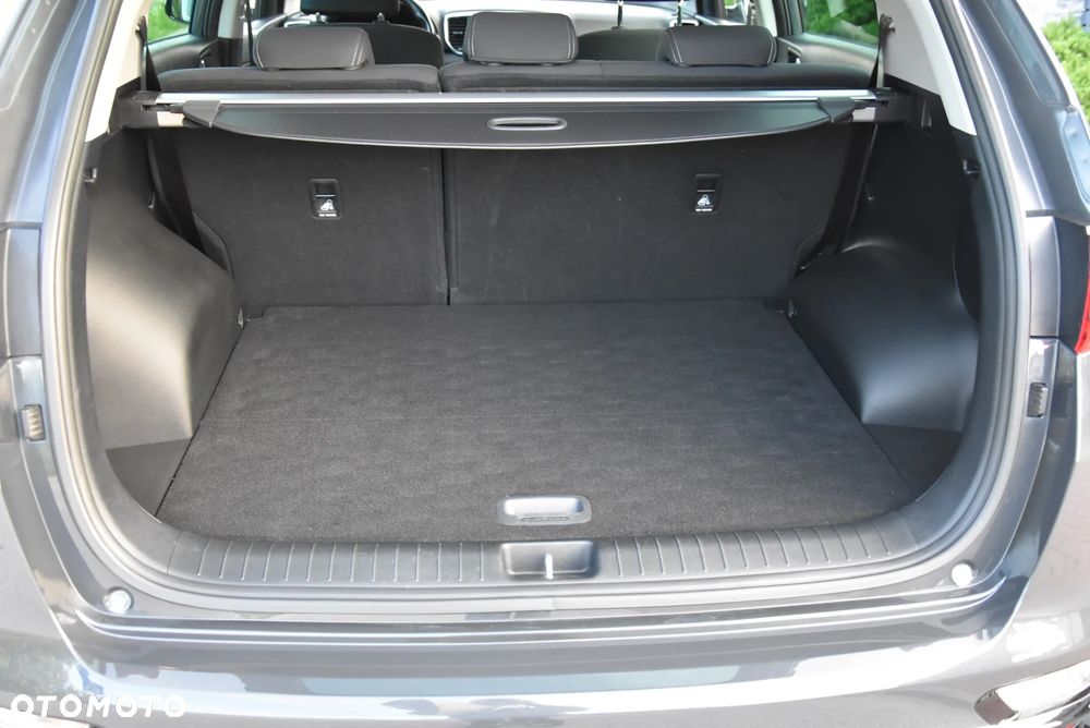 Kia Sportage 1.6 GDI 2WD DREAM-TEAM EDITION - 37