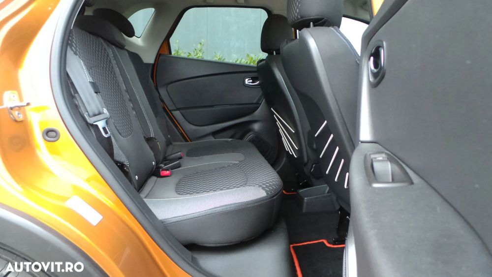 Renault Captur ENERGY TCe 120 EDC Luxe - 17